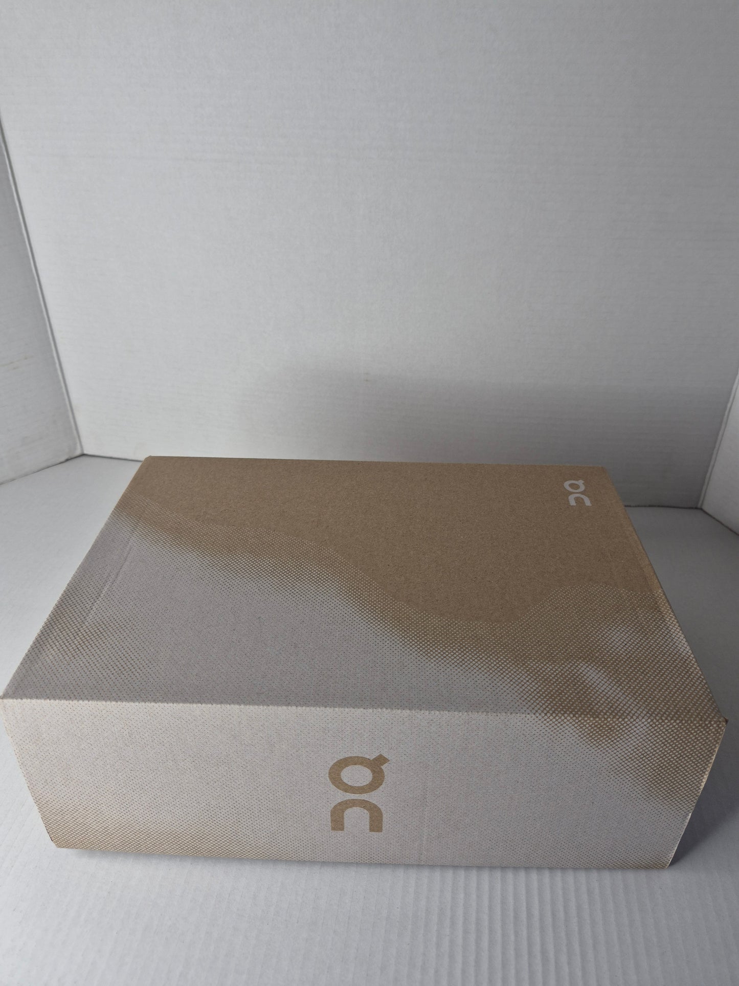 ON Running Cloudrift UK Size 9 (Free UK Shipping)